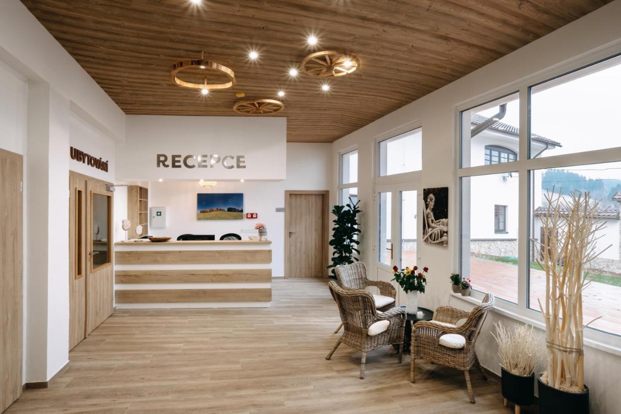 Kuklík Wellness Penzion Marta מראה חיצוני תמונה