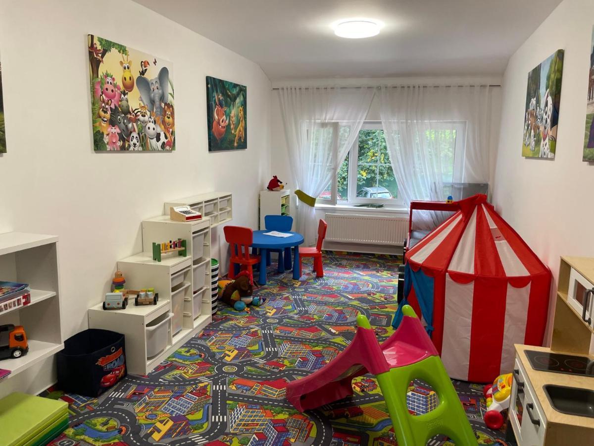 Kuklík Wellness Penzion Marta מראה חיצוני תמונה