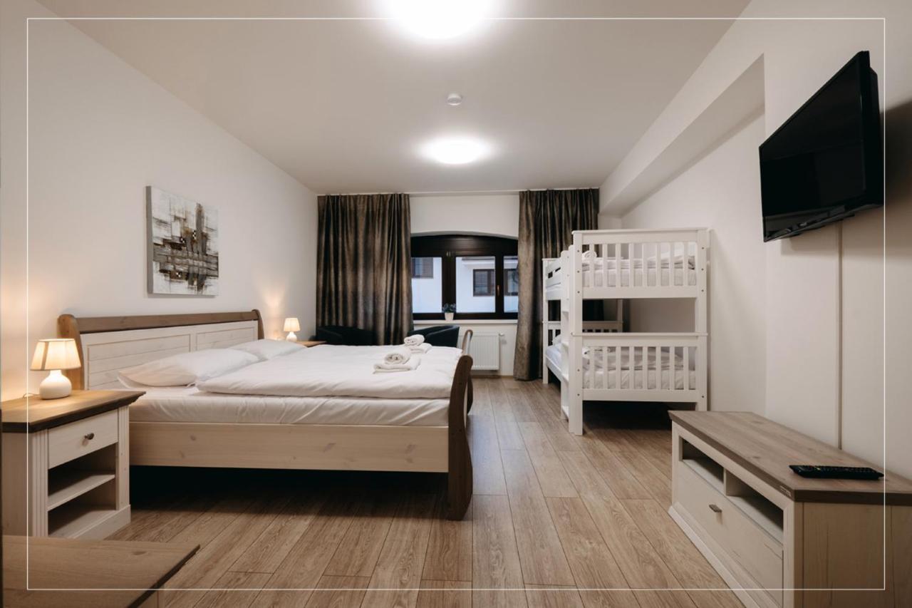 Kuklík Wellness Penzion Marta מראה חיצוני תמונה