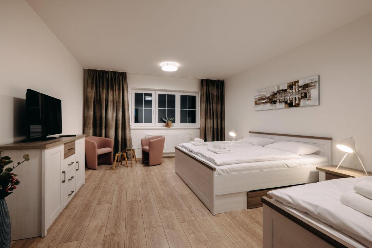 Kuklík Wellness Penzion Marta מראה חיצוני תמונה