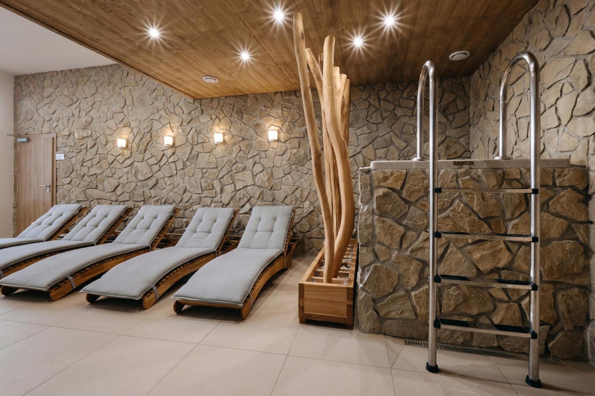 Kuklík Wellness Penzion Marta מראה חיצוני תמונה